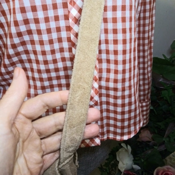 Boho/Western Brown Suede Fringed Mini Crossbody Purse - Picture 3 of 10